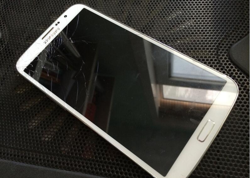 为什么三星手机那么容易烂屏,三星为什么那么多坏屏手机