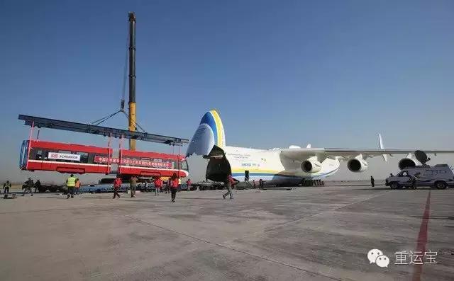 牛！竟然直接用大飞机空运中国城铁