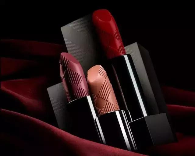 各大牌子口红哪一款最好用,日常必买的10款口红推荐