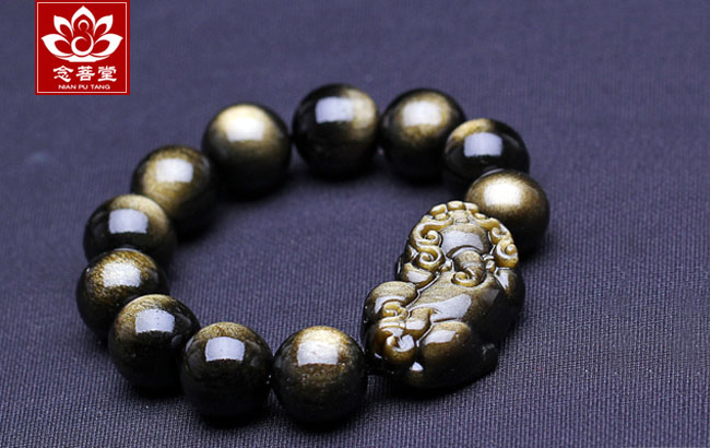 黑曜石貔貅车里摆件的好处,黑曜石貔貅摆件怎么搭配