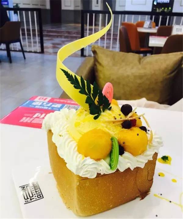 西安钟楼附近高档餐厅,西安必去的高消费餐厅