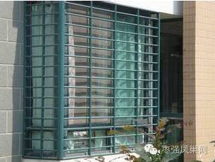 衡水小孩坠楼奇迹生还,衡水橄榄城小孩坠楼事件