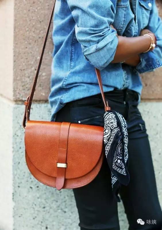 背了很久的包发现是假的,背了这么多年的包