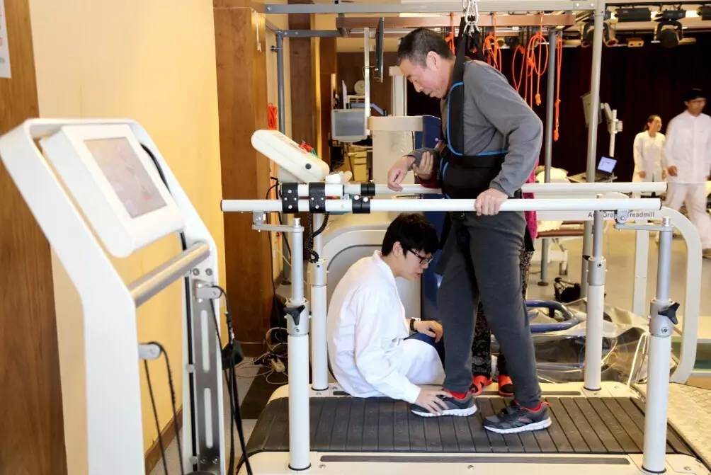 北京小汤山医院康复中心,小汤山医院是最好的康复医院吗