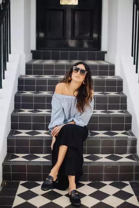 自从穿上这些拖鞋，就是那么自信