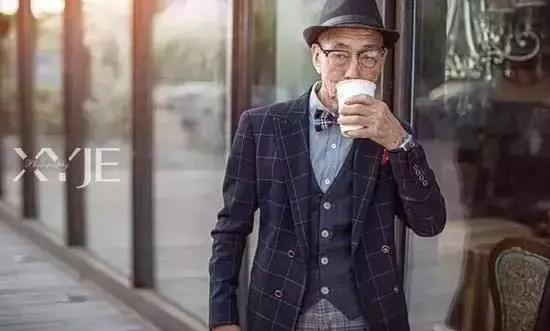 大叔控？鲜肉控？都已经out了，我们现在是爷爷控！