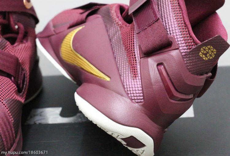 Soldier9Lebron12哪一双才是吾皇挚爱