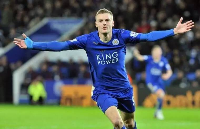 像踢足球一样简单,非职业球队可以踢英超吗