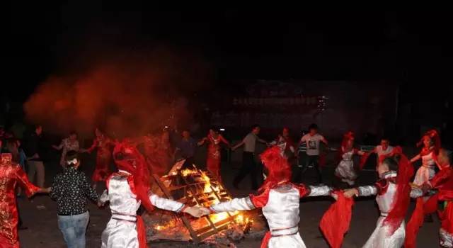 鄂尔多斯旅游商品展会,鄂尔多斯国际会展中心附近游玩