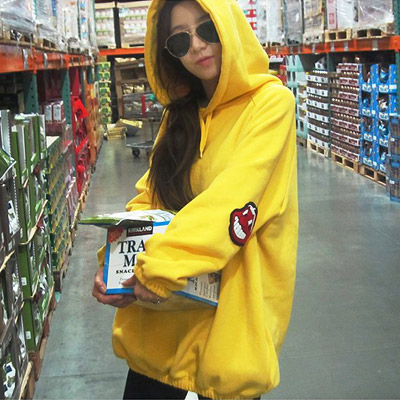 今秋流行的卫衣搭配,今秋最火的卫衣