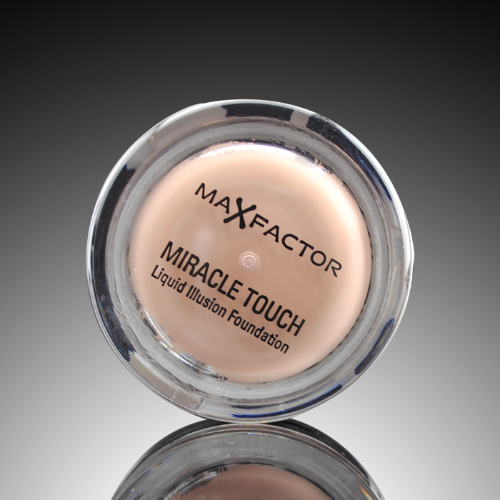 蜜丝佛陀水漾触感粉底霜40号11.5g,蜜丝佛陀粉底霜和粉底液哪个好用