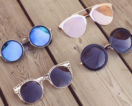 最佳的墨镜颜色,怎样挑选一款适合自己的墨镜