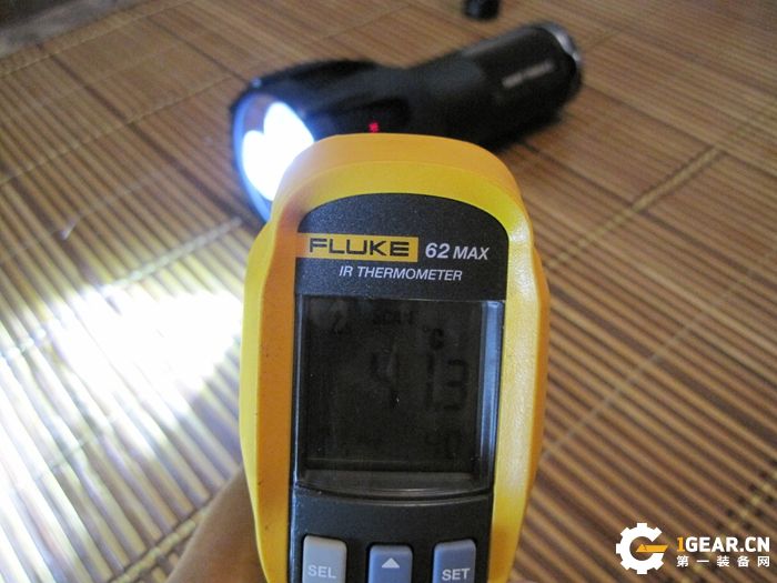 纳丽德圣火11超强光手电,纳丽德圣火30v2.0流明充电手电