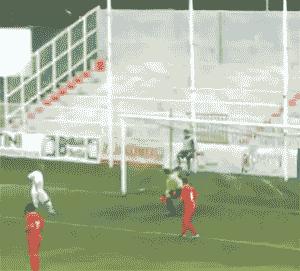 足球球员搞怪图片,足球搞笑庆祝动作gif