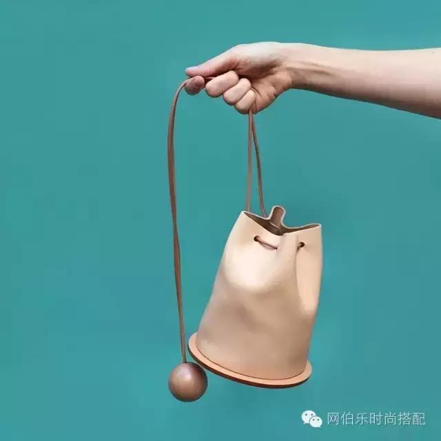 装逼有技巧，如何让小众包助你成为焦点