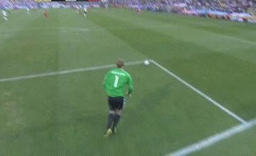 足球球员搞怪图片,足球搞笑庆祝动作gif