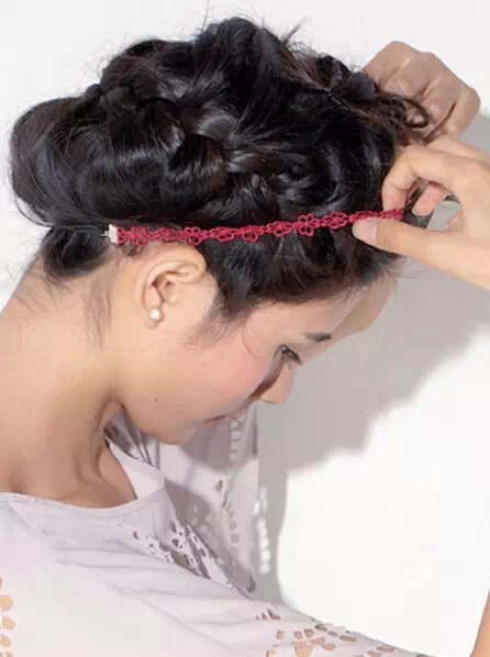 很适合复古风格的妆容,复古简单妆容化妆教程