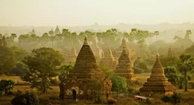 正确的绕佛方向,绕佛方向有什么讲究