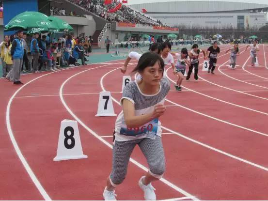 别young学院|外国语学院