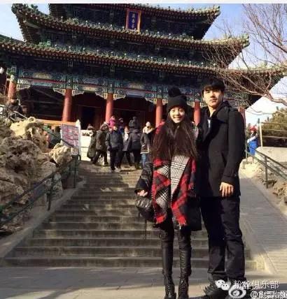 易烊千玺刘昊然谭松韵,易烊千玺周冬雨谭松韵刘昊然