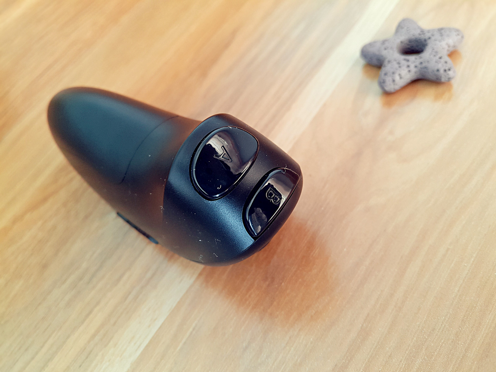 vr眼镜看小视频可以身临其境嘛,普通vr眼镜看手机上的视频效果