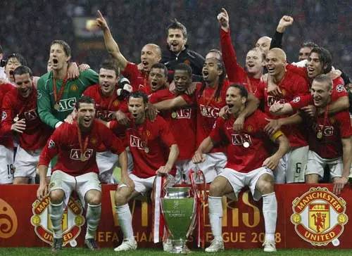 那个教我们做男人的硬汉，退役了