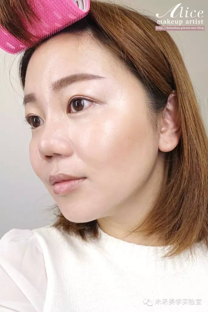 夏季彩妆推荐简单的妆容,轻松打造清凉感妆容的彩妆