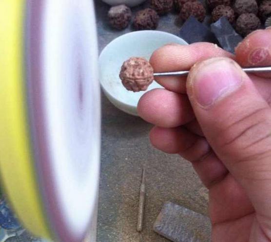 关于藏式小金刚菩提子打磨教程，喜欢的一定要看！