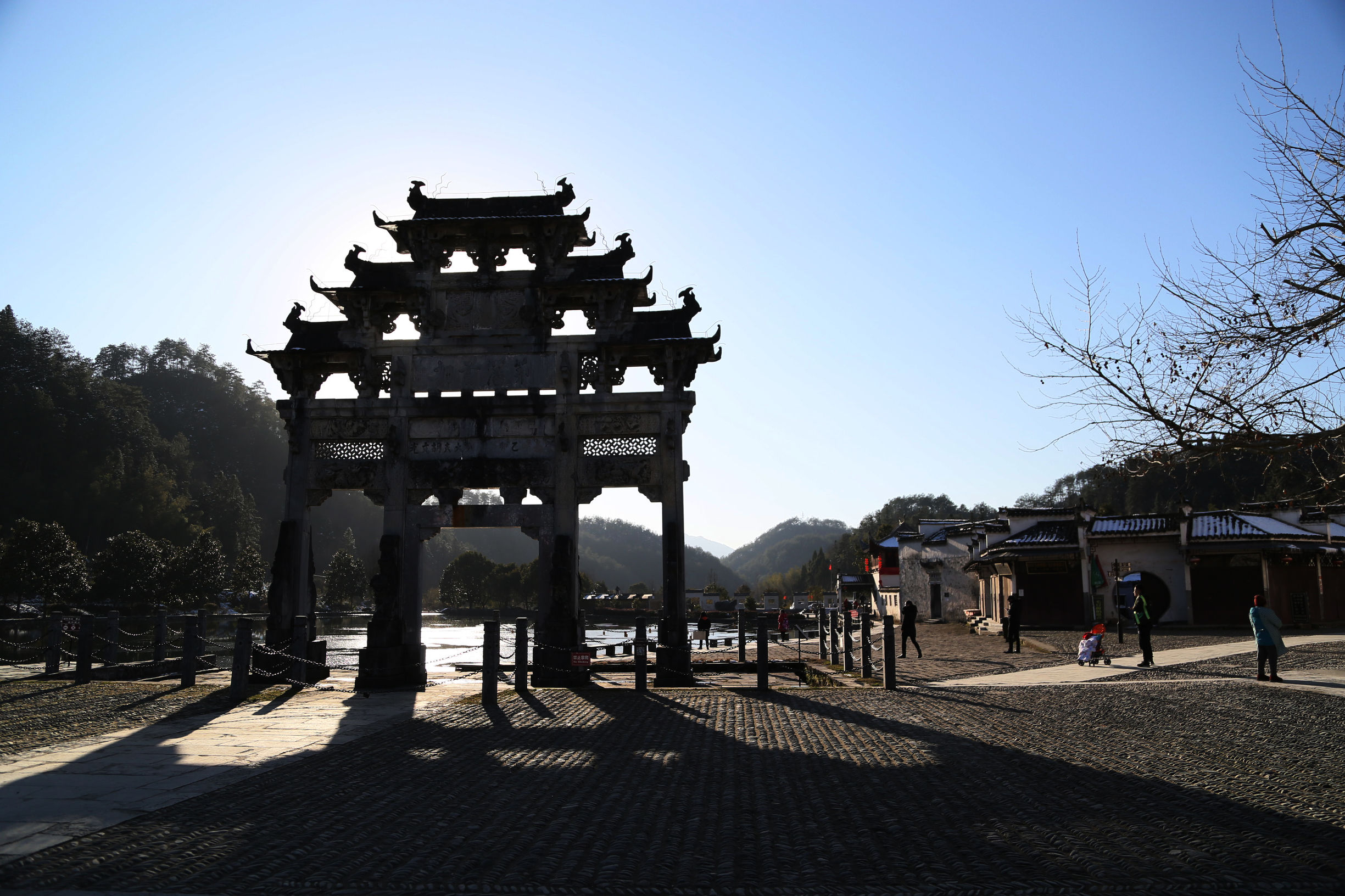 安徽风情小镇的徽州西递,梦回徽州下一句