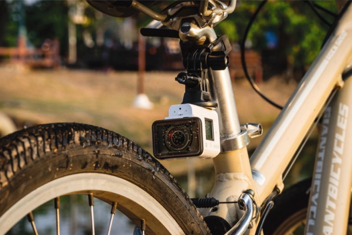 索尼4k摄录一体机fdr-ax100e,索尼fdr-x1000v摄录一体机怎么用