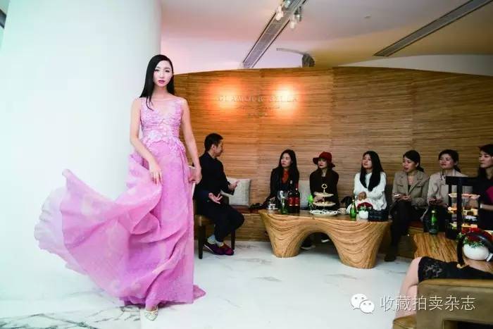 高定礼服仓库实拍,高定衣服开箱