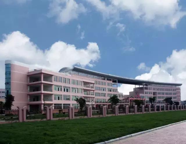 德阳美丽自然风光,德阳学校风景