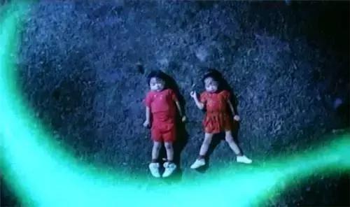 还记得《再世追魂》吗？开枪打死的兄妹成了自己的龙凤胎儿女