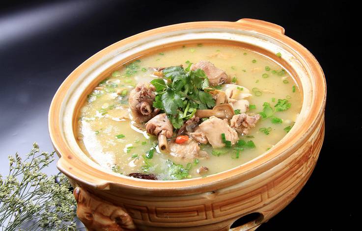 想要灰指甲好的快,吃什么也很重要