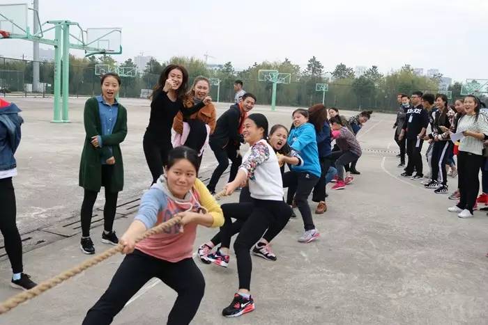 别young,别young跨界潮流艺术展