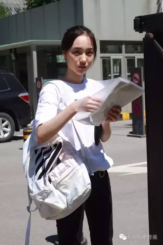 关晓彤获封学霸,关晓彤获影后