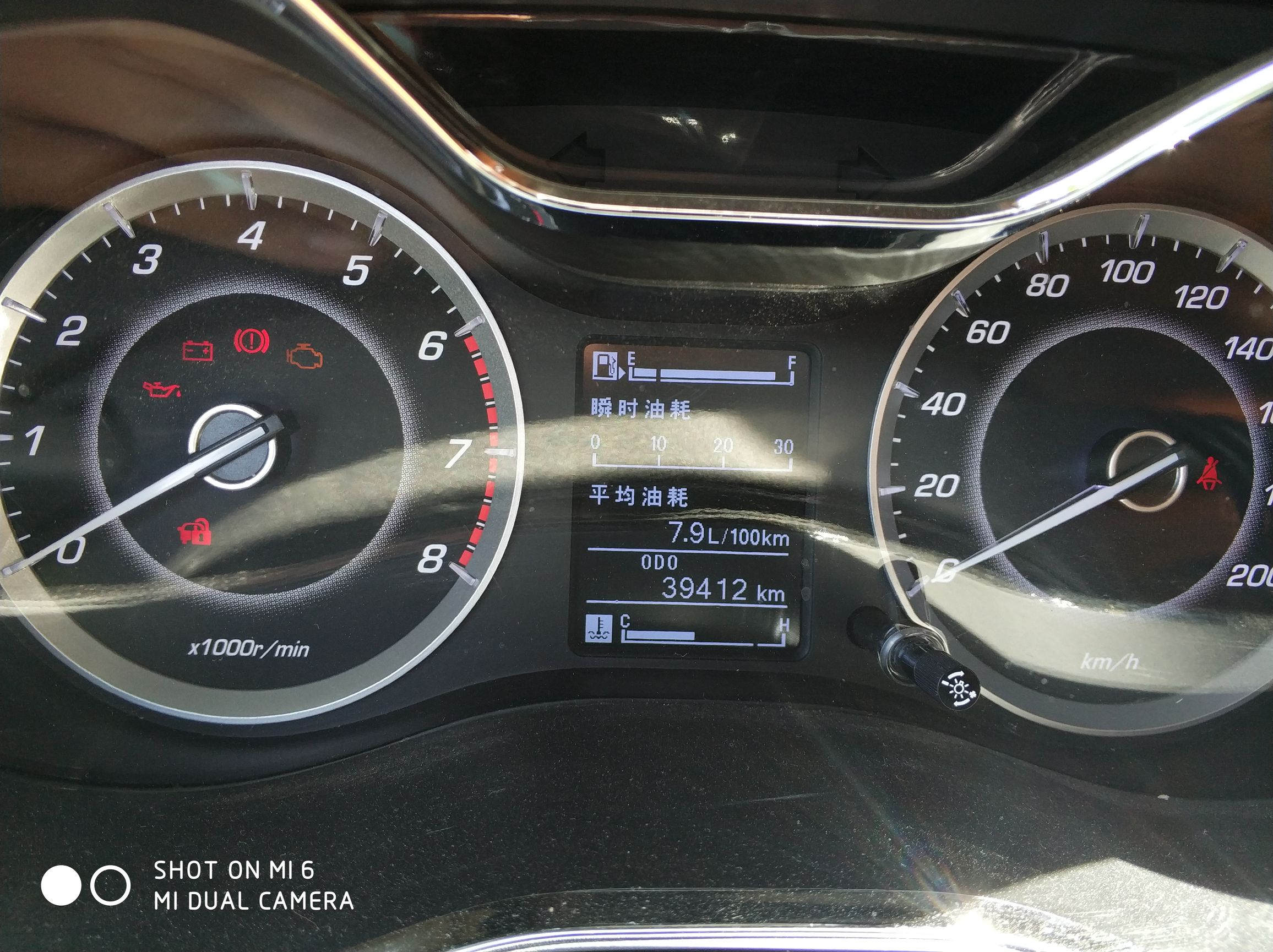 五菱nanoev跟宝骏e100哪个好,上汽通用五菱宝骏质量