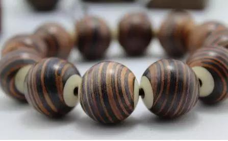 谁说没钱就不能玩,木质文玩手串价格表