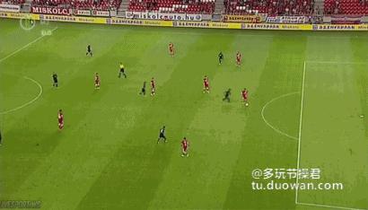 再往里挤一挤,还有位置呢!这蚌精长了八只脚好神奇的样子!