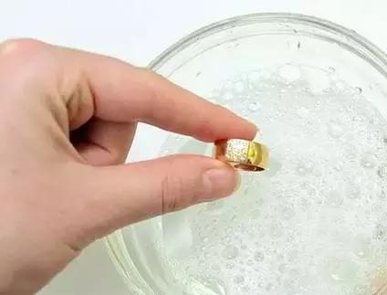 洗手液里致癌物,洗手液洗澡有什么危害