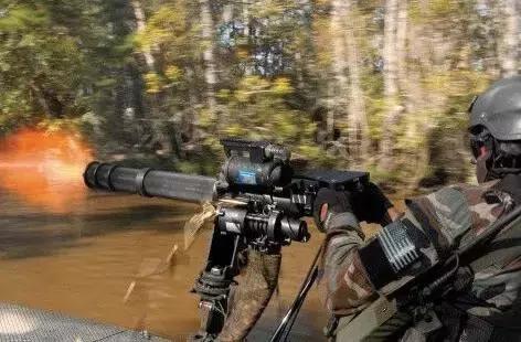 终结者武器完整版,终结者的武器图片大全