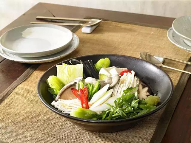 低碳水化合物饮食吃什么,低脂和低碳水饮食哪个更健康呢