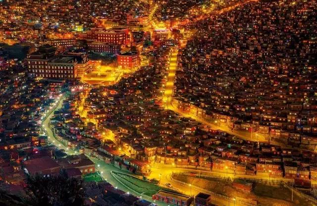 到底是去西藏还是去川西,西藏与川西这辈子总要来一趟吧