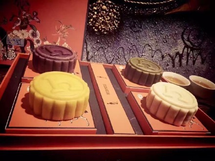 LV、Hermes、Bvlgari大比拼，月饼逼格谁家高？