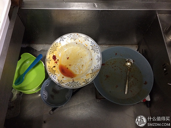 小厨房放集成灶冰箱洗碗机,小厨房如何装洗碗机和冰箱