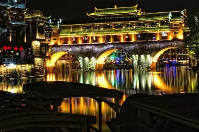 湘西古老而神秘的地方,曾经古老的湖南湘西苗寨