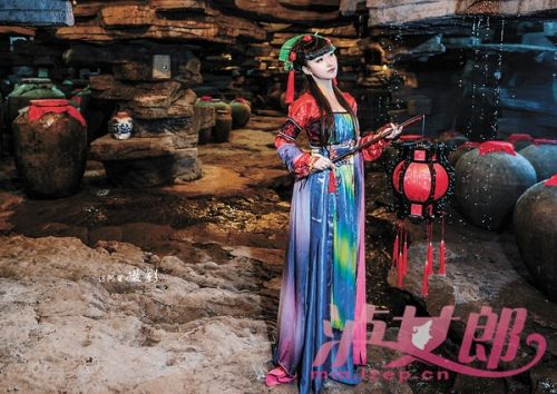 泸女郎罗婧华：美女留学生我的根在中国