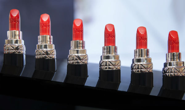 dior迪奥烈艳蓝金唇膏口红,迪奥传奇红唇和烈焰蓝金区别