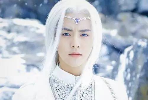 哪个牌子的美瞳好看又好用,推荐几款好用的美瞳