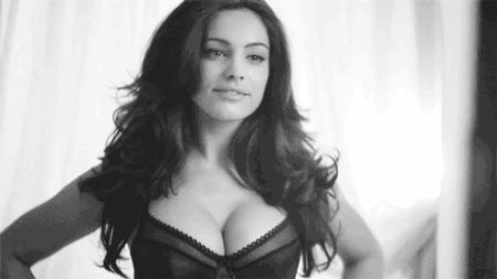 女人体香来自哪里?真让男人心醉!